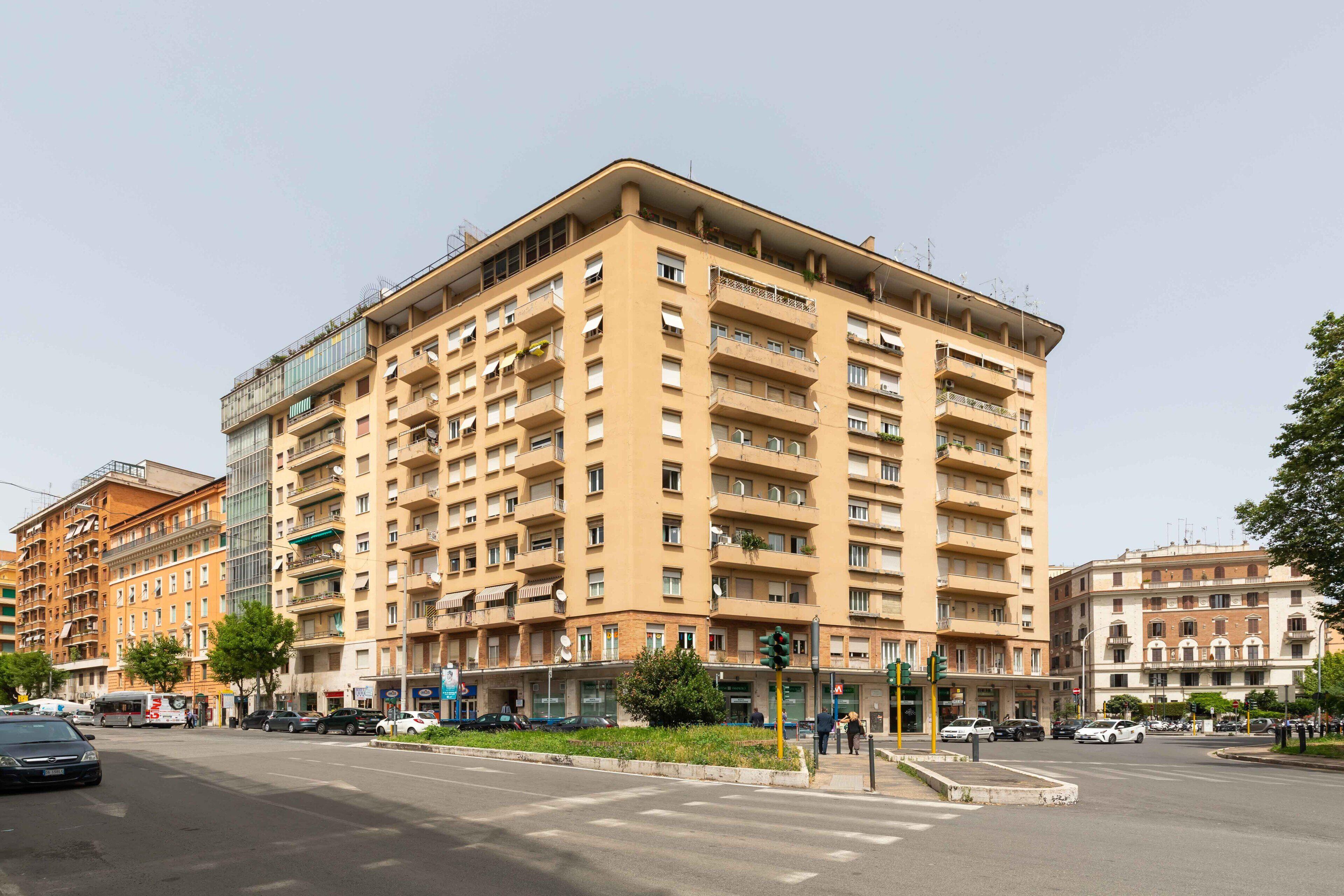Albadea Deluxe, Rome